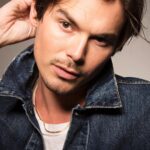Tyler Blackburn Instagram - This snow in Milan makes me want to stay in bed and never leave. But I can’t wait to meet all of you at the #goodbyecon 📸 @bradleymeinz Milan, Italy