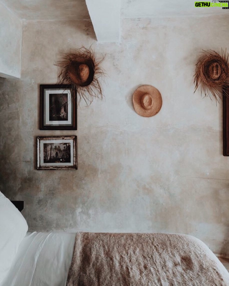 Tyler Blackburn Instagram - I’d like to spend my Sunday here please. Thank you.