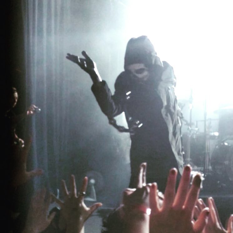 Tyler Joseph Instagram - shøws are coming:.:
