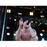 Tyler Joseph Instagram – •|i|• Ø i+! ].[