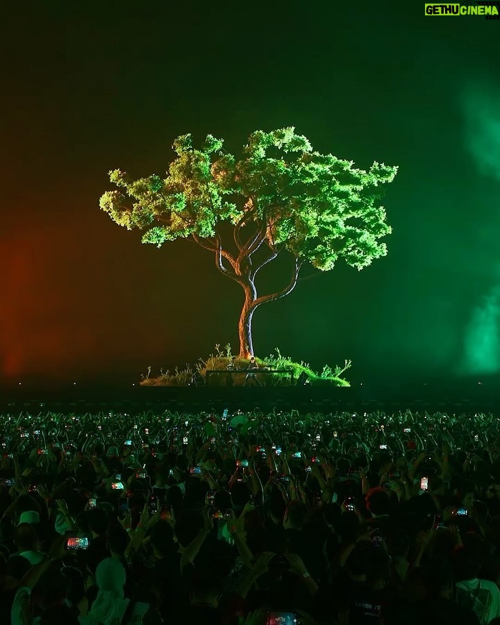 Tyrese Gibson Instagram - There would be no way I could attend anything like this unless I was HIGH OUT OF MY MIND!!!