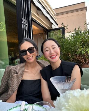 Uhm Ji-won Instagram - 22년 10월 민언니 
23년 10월 민언니 
24년에 만나요 

#losangeles #USA