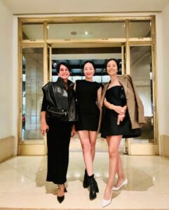 Uhm Ji-won Instagram - 22년 10월 민언니 23년 10월 민언니 24년에 만나요 #losangeles #USA Bel Air, Los Angeles, California