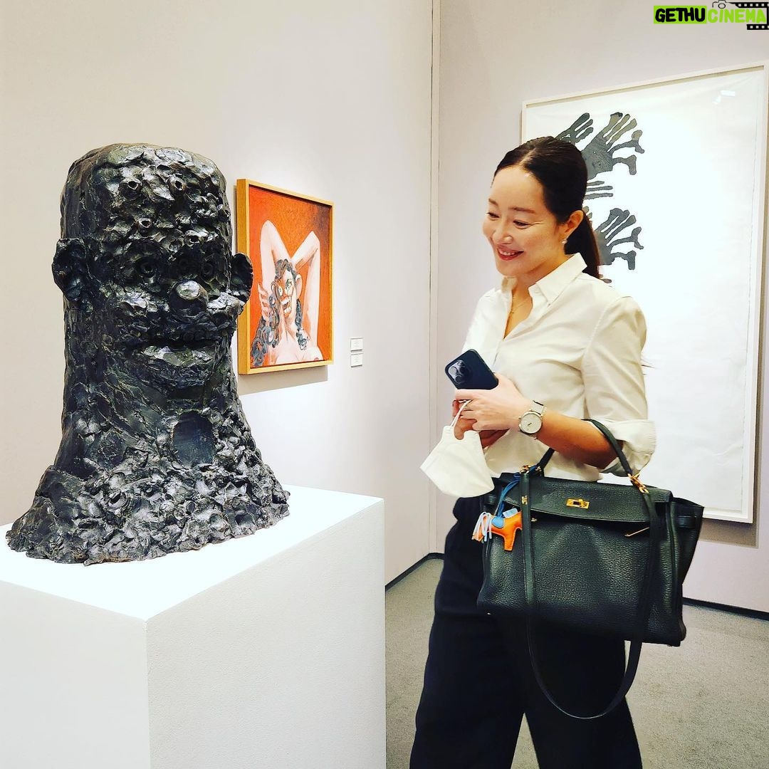 Uhm Ji-won Instagram - #friezeseoul2023 #kiafseoul2023
