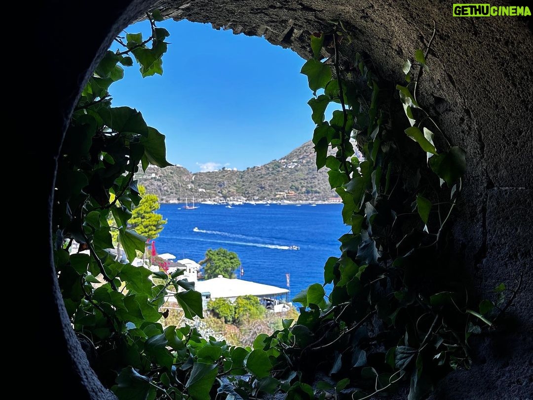 Uhm Ji-won Instagram - #lipari #sicilia Lipari - Isole Eolie, Sicilia