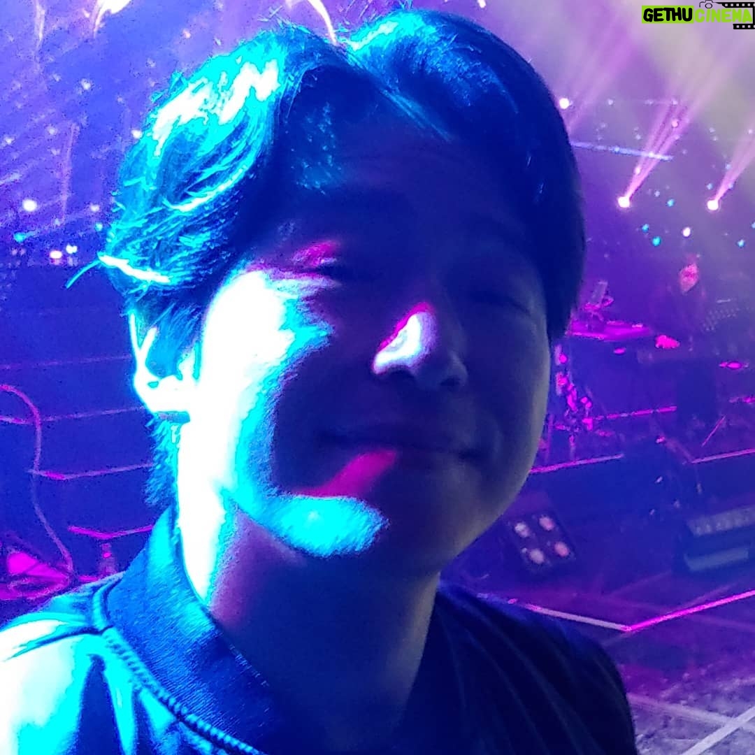 Uhm Ki-joon Instagram - 감사합니다~ 진심으로 감사드립니다~ 늘 감사하며 살겠습니다~ 사랑합니다 형님들^^*♥