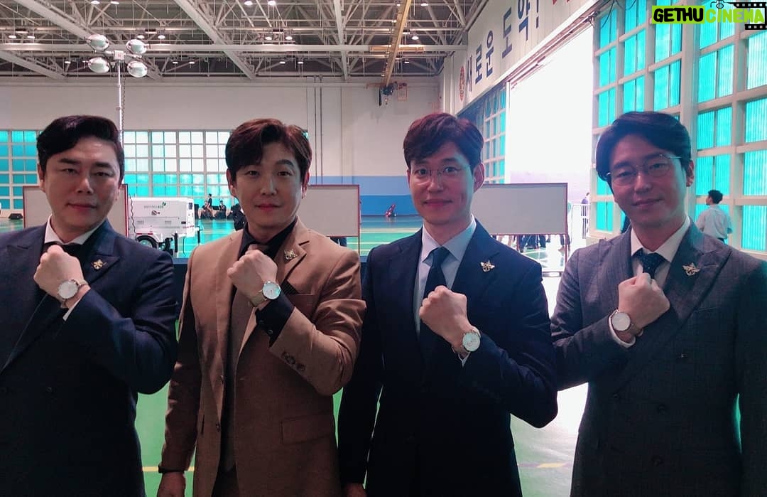 Uhm Ki-joon Instagram - 국군의날 행사에 참여하게되어 영광이였습니다 ^^*