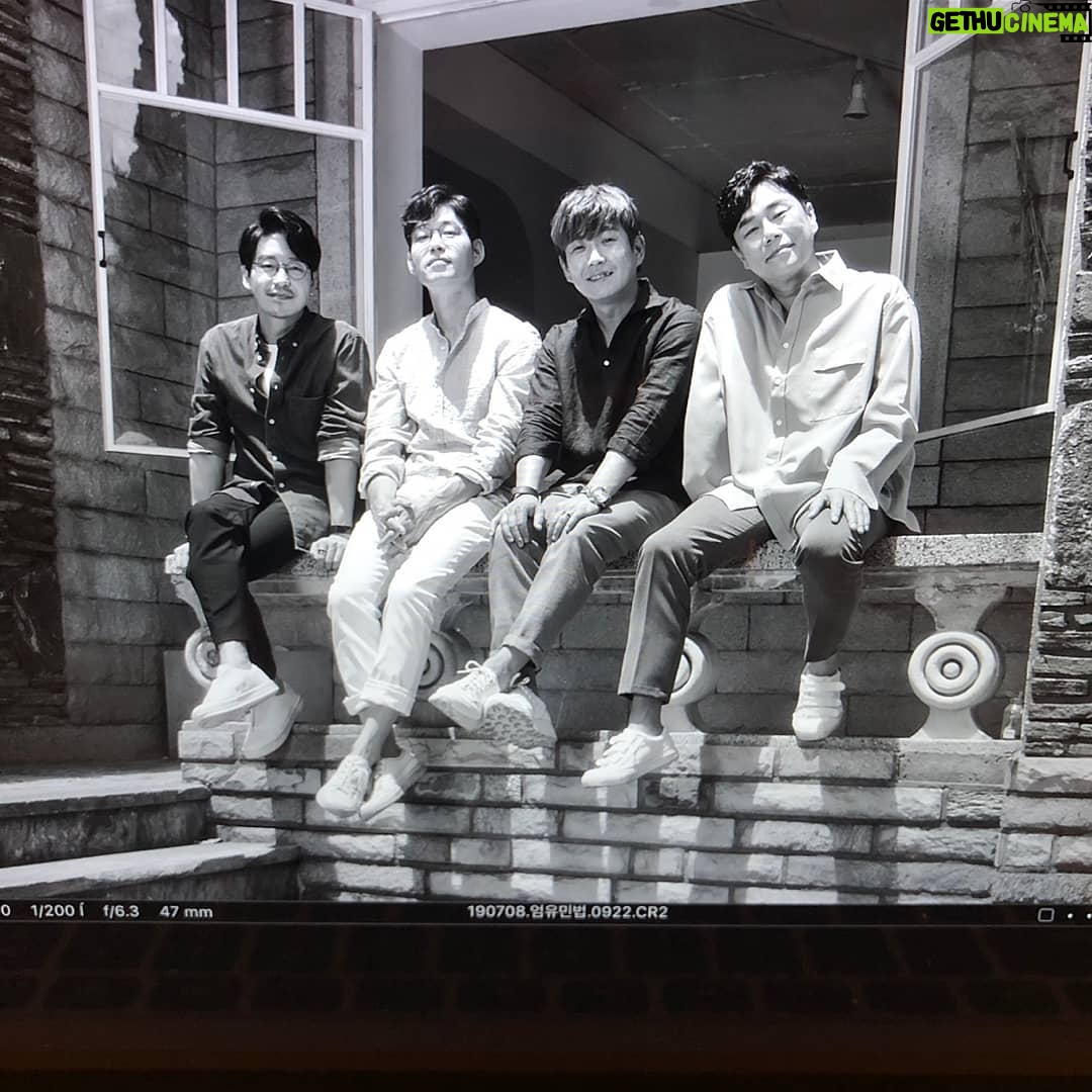 Uhm Ki-joon Instagram - 엄유민법 첫번째앨범 쟈켓촬영~~ㅎㅎ