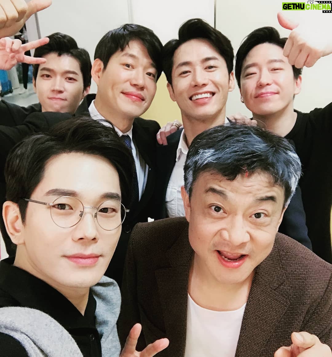 Uhm Ki-joon Instagram - 그동안 그날들을 사랑해주셔서 감사합니다~ 행복했습니다~~^^*