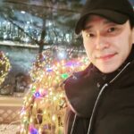 Uhm Ki-joon Instagram - 메리 크리스마수입니당~~ㅎ 즐거운 시간들 보내세용~^^*