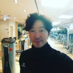 Uhm Ki-joon Instagram - 해장은 역시 운동~~~ㅎㅎ 간만에 쉬는날~~^^* 감기조심하세용~ㅎ