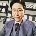 Uhm Ki-joon Instagram - 간만에 촬영을 했네요~ 아직은 말씀드릴수 없지만~ 4월이되면 아실수있을거예요~~ㅎ 모두들 코로나 조심하시구요~ 항상 건강하세용~~^^*ㅎ