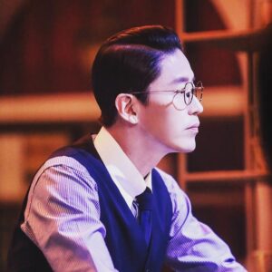 Uhm Ki-joon Instagram - 대밥만족!
오뚜기컵밥!!ㅎ