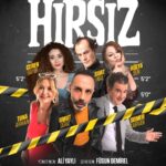 Umut Oğuz Instagram - Siyah mı ? Kırmızı mı ? #tiyatro #hırsızoyun
