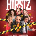 Umut Oğuz Instagram - Siyah mı ? Kırmızı mı ? #tiyatro #hırsızoyun