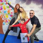 Umut Oğuz Instagram – Her şey demek değil karne ama ne büyük heyecan 😍 İncelerken bile gözlerim doldu neler yapmışız bu dönem 🧿🙏🏼 

Hayat karnen kendi yolunda, kalbin gibi sevgi dolu olsun zaten bereketi, huzuru, sağlığı, kahkahası, güzel dostlukları kendinden geliyor 😊 

Yolun bahtın açık olsun can Doram, bitanem, mucizemiz 💜
 
Karne alan tüm evlatlara da duamız bakidir 🥰

#dorabeybüyüyor 
#karneheyecanı