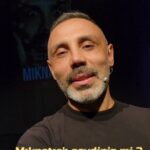 Umut Oğuz Instagram – Eskiler der ya, harekette bereket var diye, tam da öyle bi tur oldu Almanya. Ne güzel insanlar tanıdım. Heybeme yepyeni hikayeler ekledim. Kahkahalar havalarda uçuştu. Performansımın mutluluğa dönüştüğünü görmek ömrüme ömür kattı 🙏🏼 #şükür
Şubat ve Martta tekrar görüşüyoruz 😍

Teşekkürler 
@kamilkellecioglu 
@tiyatrofrankfurt 
@objektifsahneofficial 
Ve emeği geçen herkes 🙏🏼

@miknatisgosteri
@umutoguzfan