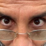 Umut Oğuz Instagram – Sanat nedir, nasıl yapılır ?
@koraygumussoy 

#streetphotography 
#streetphotographers
#photographers
#art
#funnyvideos