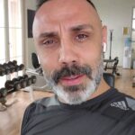 Umut Oğuz Instagram - Nassınız ekonomikler ? #neoklasik #epistomology #hetero