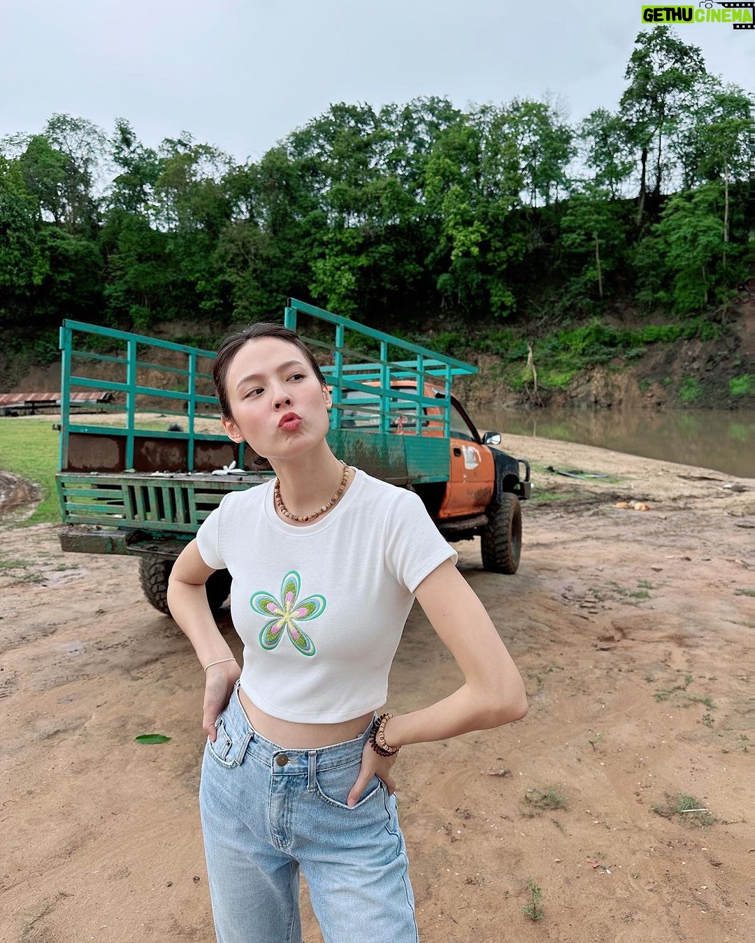 Ungsumalynn Sirapatsakmetha Instagram - ทริปนี้สมบุกสมบันสะบักสะบอมบอกเลยก๊าป ดูจากหัวเหม่งนี้ได้ฮ่าฮ่า😅 คลิปลงในYoutubeตามไปดูได้เลยค๊าา รร.ตชด.บ้านปิล๊อกคี่