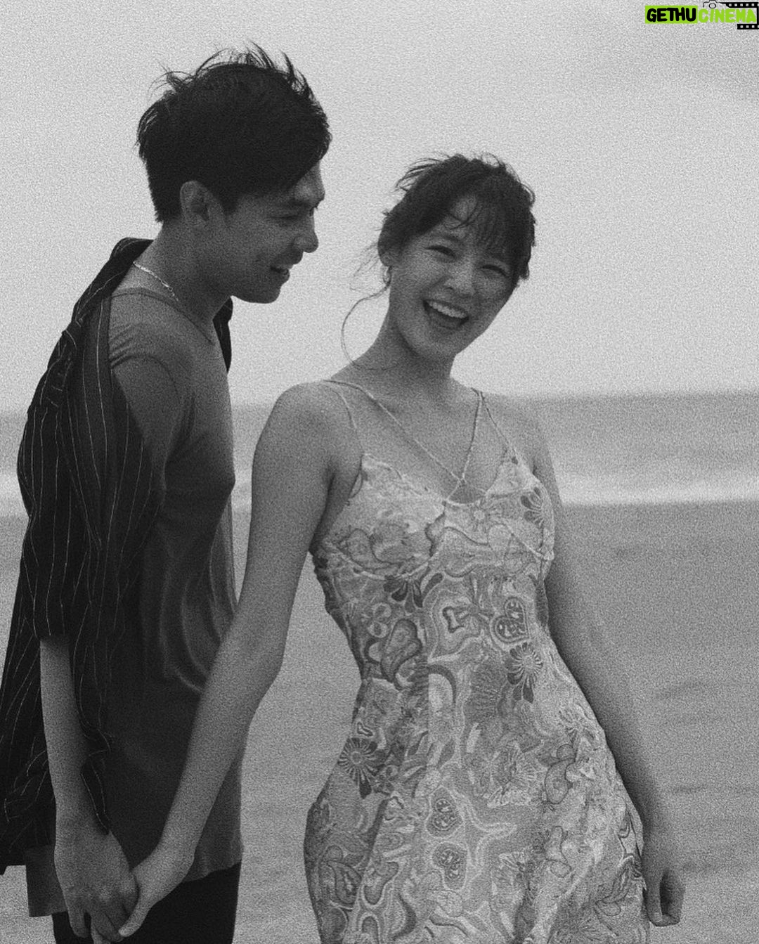 Ungsumalynn Sirapatsakmetha Instagram - เพิ่งรู้ว่าฉันไม่ได้ต้องการคนที่”ดีพอ”เพื่อมารักกัน เพิ่งรู้ว่าฉันต้องการแค่คนที่”พอดี”กับฉัน และคนนั้นคือ.. เธอ #พรีเวดดิ้งได้ทุกที่ที่มีเธอ #Devasom Devasom Khao Lak Beach Resort & Villas