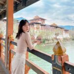 Ungsumalynn Sirapatsakmetha Instagram - 🏞️🌿 #PunakhaDzong @tourismbhutan #themarcompro Punakha Dzong