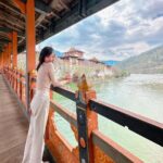 Ungsumalynn Sirapatsakmetha Instagram - 🏞️🌿 #PunakhaDzong @tourismbhutan #themarcompro Punakha Dzong