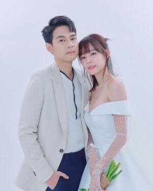 Ungsumalynn Sirapatsakmetha Instagram - เหมือนถ่ายposterซีรีส์เกาหลีเลย ชื่อเรื่องอะไรดีน๊า🤭🤵🏻‍♂️👰🏻‍♀️ Youtube: DanPattie #PostWedding