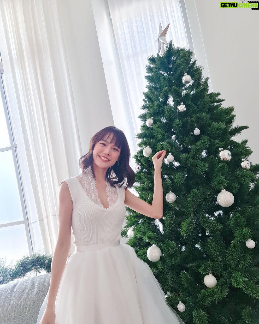 Ungsumalynn Sirapatsakmetha Instagram - เมอร์รี่คริสต์มาสสส🥳🎄