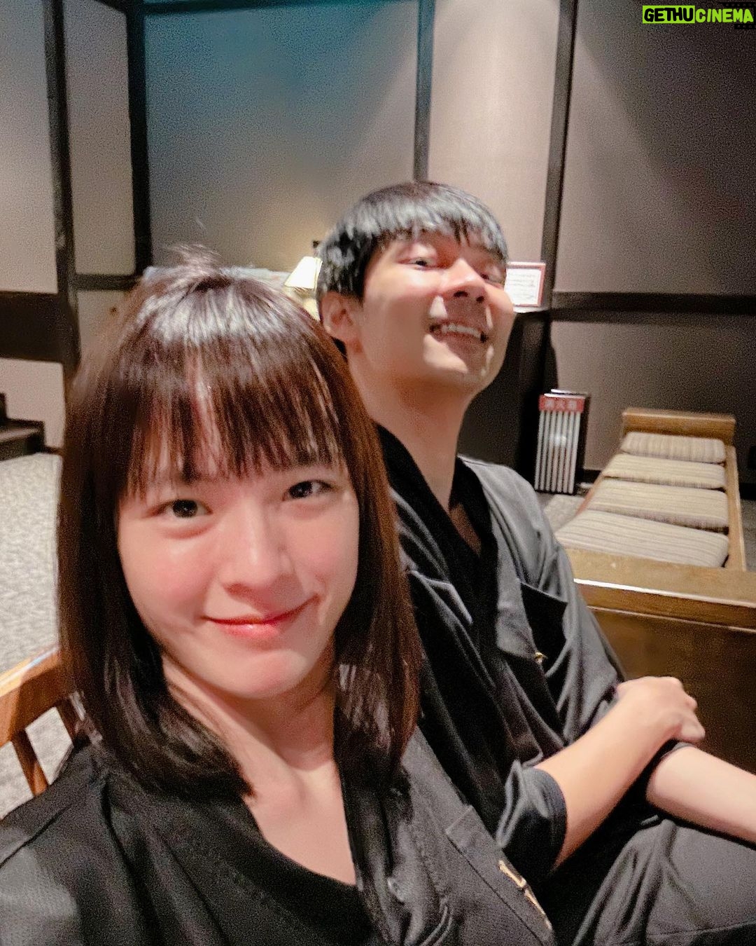 Ungsumalynn Sirapatsakmetha Instagram - ออนเซ็นดีต่อกาย แต่คนข้างกายดีต่อใจ☺️🤟🏻♨️