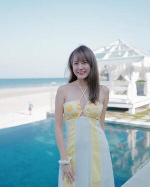Ungsumalynn Sirapatsakmetha Instagram - พาน้องมามองทะเล🥰🌊