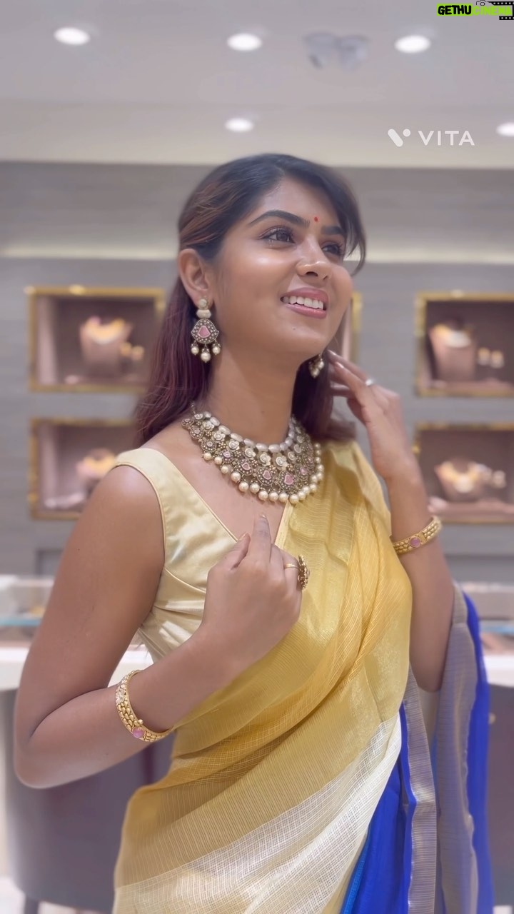 Upasana Rai - 203 Likes - Visiting @challani_jewellery for Mother’s Day..
And i had though time selecting from there varied option..
* Diamond and Temple Jewellery, Jadau Polki, Silver
*Jadau Polki ,Temple Jewellery and Diamond Jewellery .
They also provide
Home services
Video calling
International shipping
.
#jewellery #jewelleryad #jewellerydesigns #mothersday #upasanarc #upasana #instagram #instagood #instadaily #indiangirls #ethnicwear #ethnicoutfit #indianbeauty #ethnicjewellery