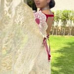 Upasana Rai Instagram – Cos it’s trending and saree is elegance
.
#sareelove #sareefashion #saree #sareeindia #ethnicwear #elegance #trendingreels #trendingsongs #trend #trendingaudio #trendy #instagood #instadaily #instafashion