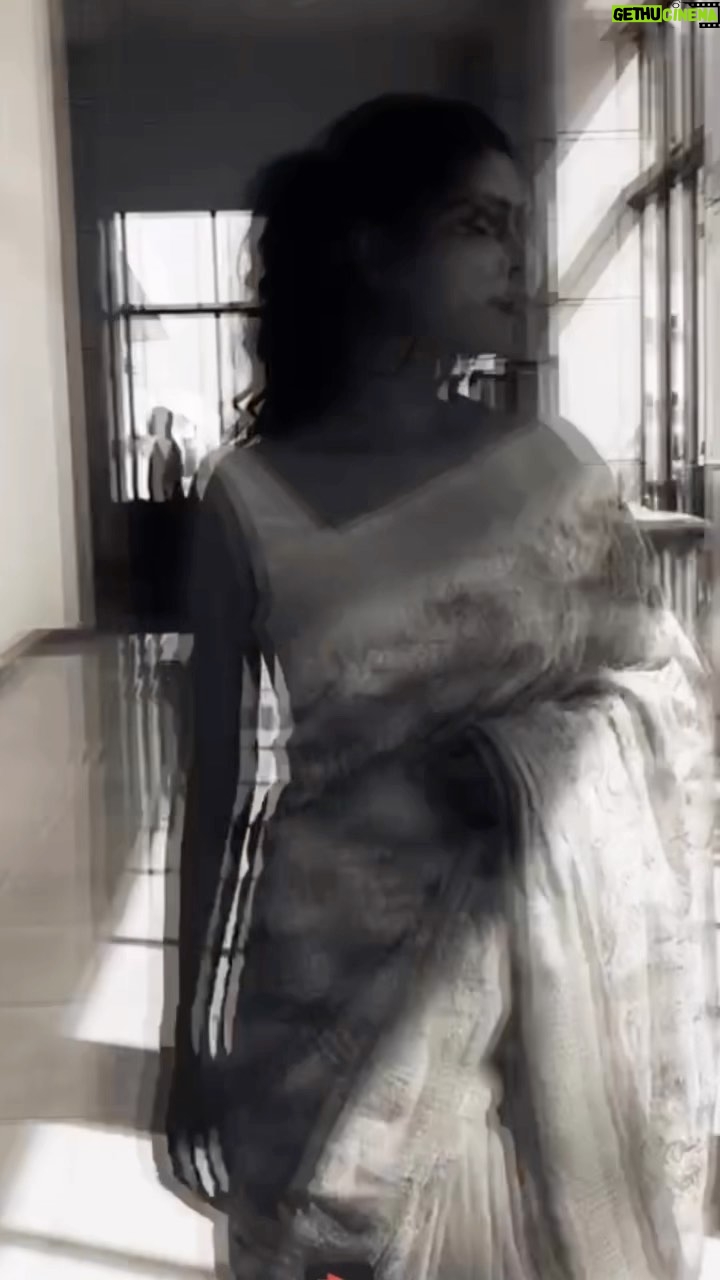 Upasana Rai Instagram - Waqt ne definitely kiya koi haseen sitam š . #reelsinstagram #trendingreels #Indian #indiangirl #instagram #instagood #instadaily #upasanarc #upasana #ethnicwear #sareelove #9yards #sareefashion #saree #actor #actorslife #beauty