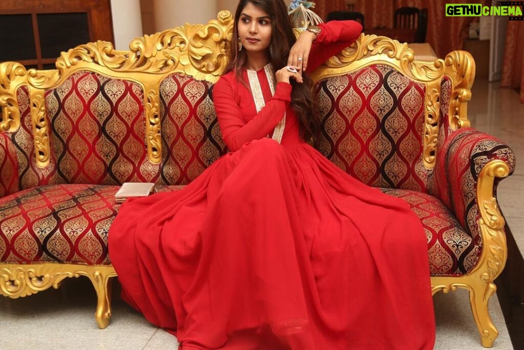 Upasana Rai Instagram - Been the queen of my world.. . Event: press meet @socialedgee Pc @rajviews . #upasanarc #upasana #queen #queenworld #love #loveyourself Amir Mahal Palace