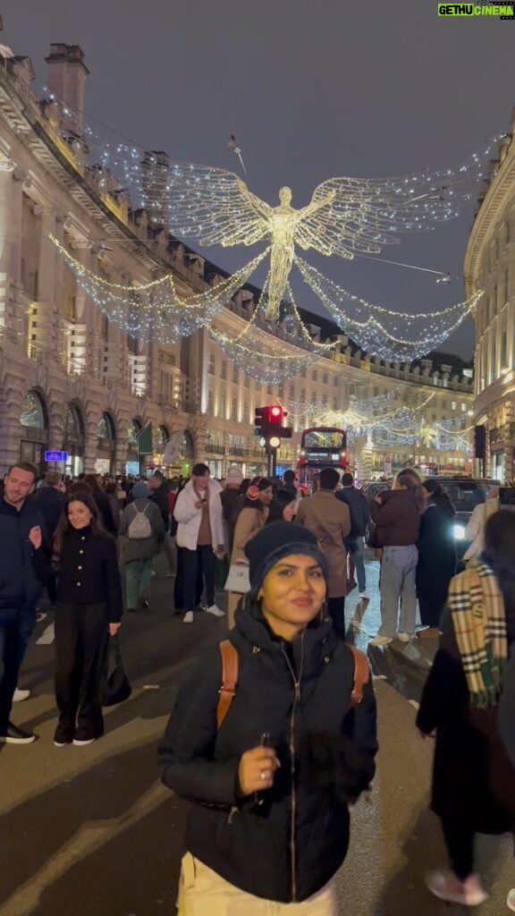 Upasana Rai Instagram - 📍 Christmas in London . #london #christmas #xmas #londonstreets #xmaslights #winterfashion #upasana #upasanarc