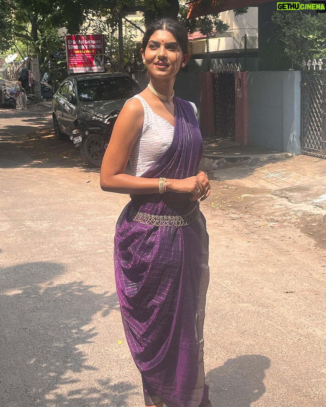 Upasana Rai Instagram - Bengali 🪢 marathi When Indian styles combine . #upasanarc #upasana #bengali #marathi #indianwear #festivewear #saree #sareelove #sareefashion #sareedrape #marathisaree #ootd #fashionmodel #lookoftheday #durgapuja #duggadugga