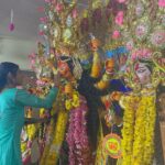 Upasana Rai Instagram - Vijaya dashmi.. Durga Maa boron..sindoor kela.. dhak& nasch..ASCHE BACHOR ABAR HOBE . #dashami #durgapuja #subhobijoya #sindoorkhela #aschebochorabarhobe #upasanarc #upasana #indian #indianfestival #festival