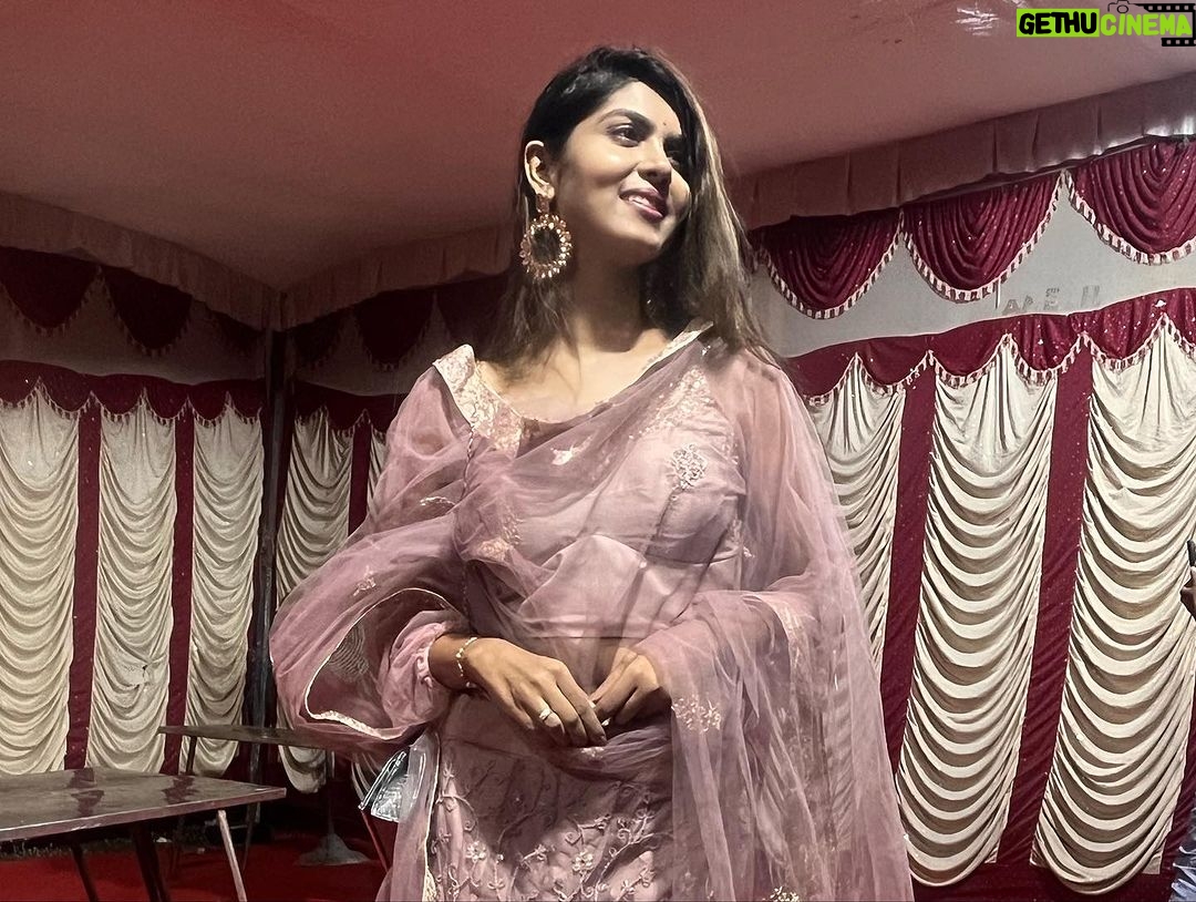 Upasana Rai Instagram - Navami evening . #navami #navaminight #durgapuja #duggadugga #upasana #upasanarc #ootd #festive #festivewear #indianwear #Instagram #indian #lehenga
