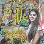 Upasana Rai Instagram - As the main ASTHAMI day dawns.. the morning of fast , prayers, anjoli off 100s of people came into picture as it well on a Sunday. . #upasanarc #upasana #durgapuja #durgapujo #duggadugga #festival #festivewear #ootd #indianwear #indianfashion #saree #sareelove