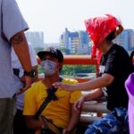 Upi Avianto Instagram - Selamat hari Ibu buat mbak kerudung merah semoga semakin istiqomah.
