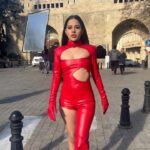 Urfi Javed Instagram - Your Santa is here ! Make a wish !!!
