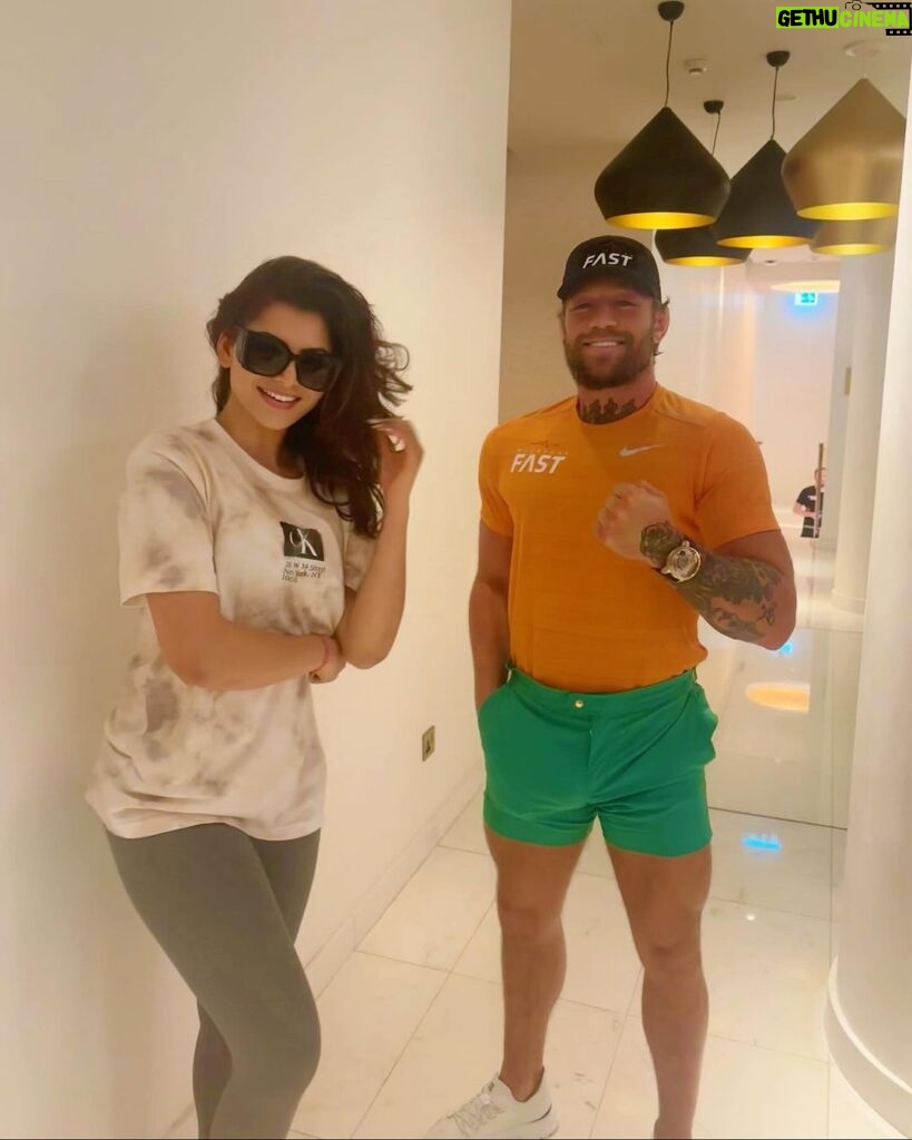 Urvashi Rautela Instagram - #NBK109 (Female lead / police officer’s role) film workout training with none other than @thenotoriousmma thanks a million Conor 🧨🧨🧨 #StayTuned ☆ ☆ ☆ ☆ ☆ ☆ ☆ ☆ #love #UrvashiRautela #UR1 #MMA #boxer #UFC #conormcgregor #conor #khabibnurmagomedov #khabib UFC "Ultimate Fighting Championship"