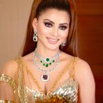 Urvashi Rautela Instagram - "#HappyDiwali 🪔🎇is a reminder that light will always triumph over darkness, and good will conquer evil.The true essence of Diwali lies in spreading happiness and kindness to all, regardless of our differences. This Diwali, let's strive to be the change we wish to see in the world, and let our light guide others." ☆ ☆ ☆ ☆ ☆ ☆ ☆ ☆ #love #UrvashiRautela #UR1