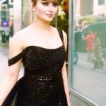 Urvashi Rautela Instagram - “Our film #DilHaiGray being shortlisted and selected by the Indian Government is the biggest honour. Moreover, the very first screening at TIFF, which eventually turned the attention of the world market & global cinema” ☆ ☆ ☆ ☆ ☆ ☆ ☆ ☆ ☆ ☆ ☆ ☆ ☆ ☆ ☆ ☆ #love #UR1 #reels #reelsinstagram #reelitfeelit #reelkarofeelkaro #reel #reelsvideo #reelsindia #actor #dance #girl #instagood #trending #India #instagram #india #humtohdeewane #elvishyadav #urvashirautela #yaseerdesai #elvisharmy #pink #kathak Toronto International Film Festival (Tiff)