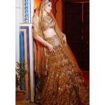 Urvashi Rautela Instagram - 🌹🌹🌙🌙🌙 ☆ ☆ ☆ ☆ ☆ ☆ ☆ ☆ #love #UrvashiRautela #UR1 #humtohdeewane