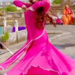 Urvashi Rautela Instagram - May God bless everyone watching this video with the gift of true love 🩷🩷 #HumTohDeewane ❤️‍🩹❤️‍🩹 ☆ ☆ ☆ ☆ ☆ ☆ ☆ ☆ ☆ ☆ ☆ ☆ ☆ ☆ ☆ ☆ #love #UR1 #reels #reelsinstagram #reelitfeelit #reelkarofeelkaro #reel #reelsvideo #reelsindia #actor #dance #girl #instagood #trending #India #instagram #india #humtohdeewane #elvishyadav #urvashirautela #yaseerdesai #elvisharmy #pink #kathak Mandawa