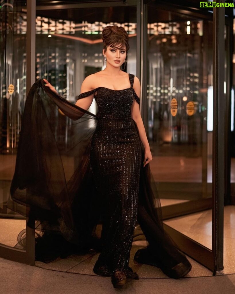 Urvashi Rautela Instagram - At Toronto International Film Festival for the Official Premiere of my upcoming film #DilHaiGray 🎥. Thank you @tiff_net 🖤Can’t wait to see and meet all my international fans, especially in Canada. So honoured 🖤 @reve_couturee @sujayrphotography @tiltintripod @eternal_impressions_ ☆ ☆ ☆ ☆ ☆ ☆ ☆ ☆ #love #UrvashiRautela #UR1 #cricket #CricketWorldCup #India #toronto #canada #tiff #torontointernationalfilmfestival Toronto International Film Festival (Tiff)