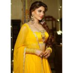 Urvashi Rautela Instagram - प्यार तो बहुत लोग करते हैं; लेकिन मेरे जैसा प्यार कोई नहीं कर सकता क्यों कि किसी के पास तुम जो नहीं हो 🌙 🌙 👸🏻 @jewelsaga.jaipur @kmundhe4442 @rajat_saini_official @spinshotproduction ☆ ☆ ☆ ☆ ☆ ☆ ☆ ☆ #love #UrvashiRautela #UR1