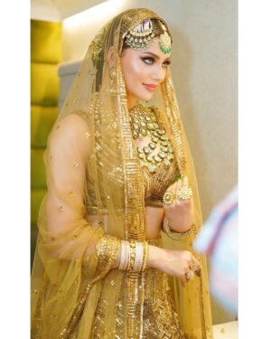 Urvashi Rautela Instagram - Shukriya 🌙 🌙 🌙 100 MILLION SOON 🌹❤️‍🔥❤️‍🩹
Oh Maahi Tere Deewane
Deewane Deewane Tere Hum Toh

☆

☆

☆

☆

☆

☆ 

☆

☆

  #love #UrvashiRautela #UR1 #humtohdeewane